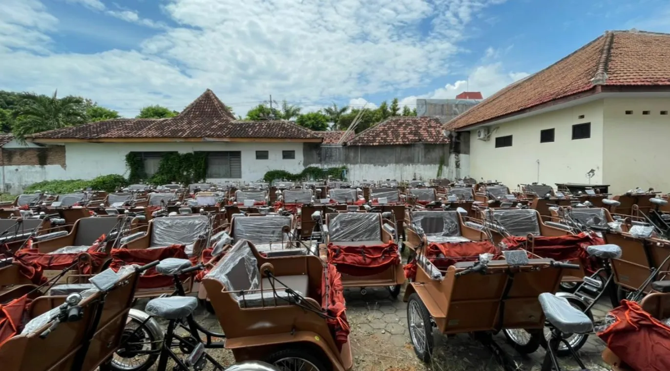 Ratusan Becak Listrik dari Presiden Prabowo Hadir di Banyuwangi, Siap Ringankan Beban Tukang Becak